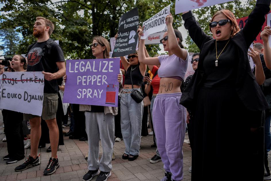 Priština protest