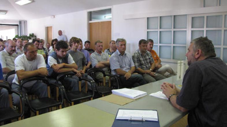 Predsednik sindikata Franc Dolar pravi, da je bil odziv članov – sindikat jih im