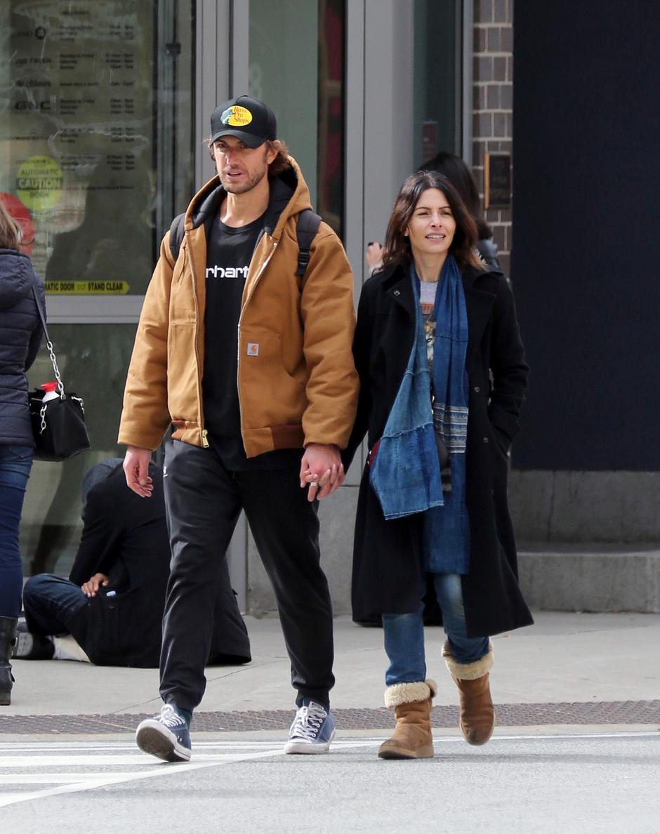 adam demos, sarah shahi, sex life | Avtor: Profimedia