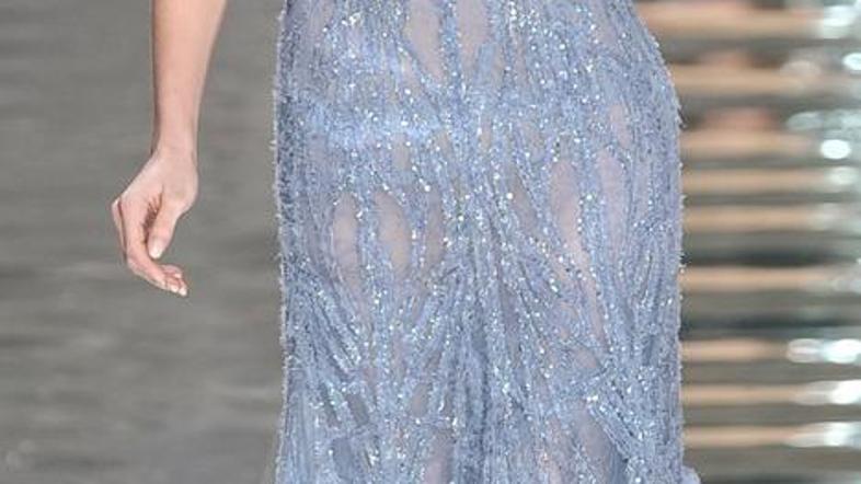 Večerne obleke so narejene iz najprestižnejših materialov. (Foto: Imaxtree)