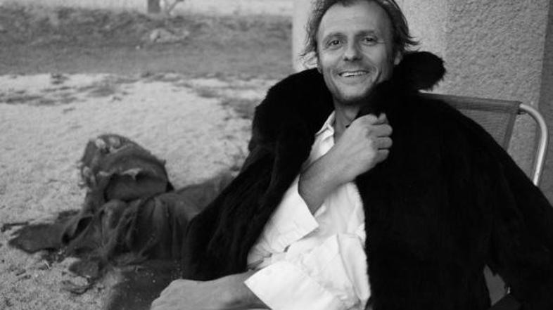 Po včerajšnji premierni uprizoritvi sta ponovitveni predstavi le še nocoj ob 19.