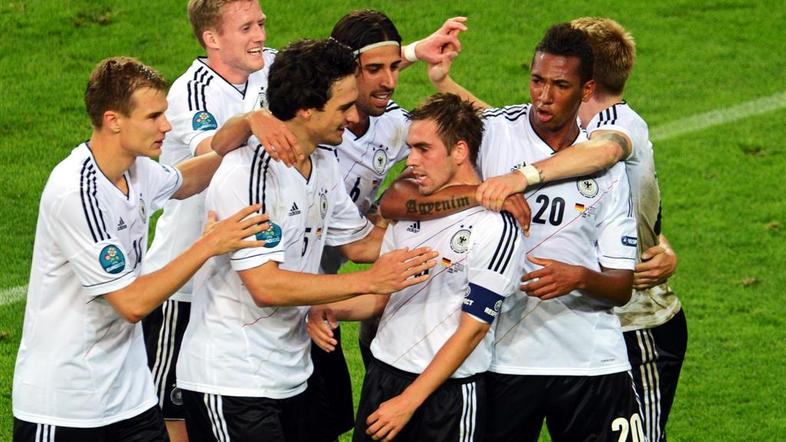 Lahm Boateng Hummels Khedira Badstuber Nemčija Grčija Gdansk Euro 2012 četrtfina