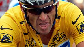 Tyler Hamilton poskuša v dopinške grehe potunkati Landcea Armstronga. (Foto: EPA