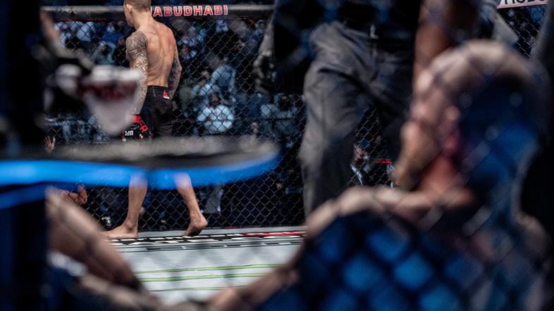 Dustin Poirirer Conor McGregor