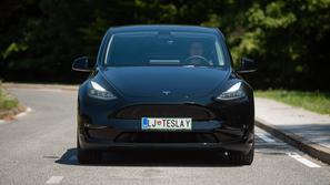 Tesla model Y