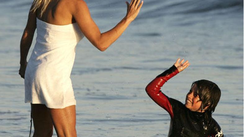 Brandon in Dylan sta edina moška v Pamelinem življenju.