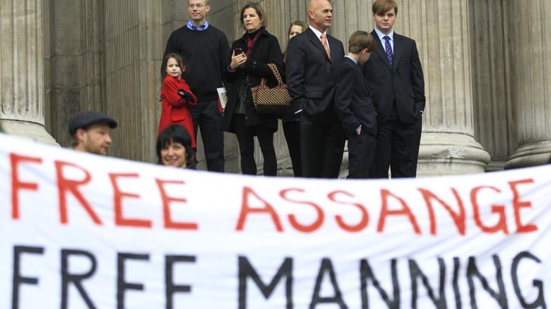 Zaslišanje Manninga