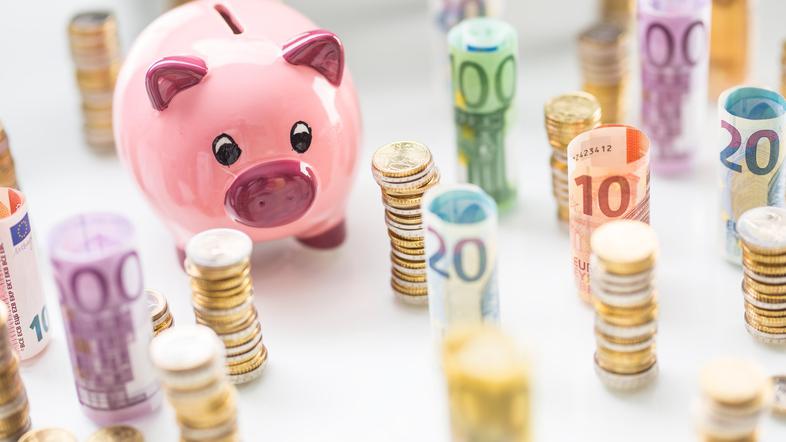 denar evro bankovci kovanci