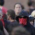 V torek je med protesti proti G8 v Rimu že izbruhnilo nasilje.