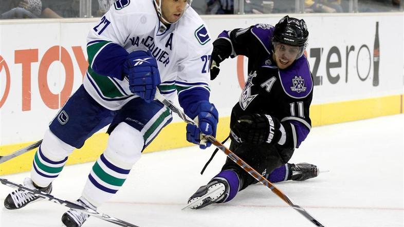 Anže Kopitar je zabil svoj osmi gol v sezoni. (Foto: Reuters)