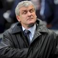 Mark Hughes je zaradi slabih rezultatov pod vse večjim pritiskom. Koliko časa še