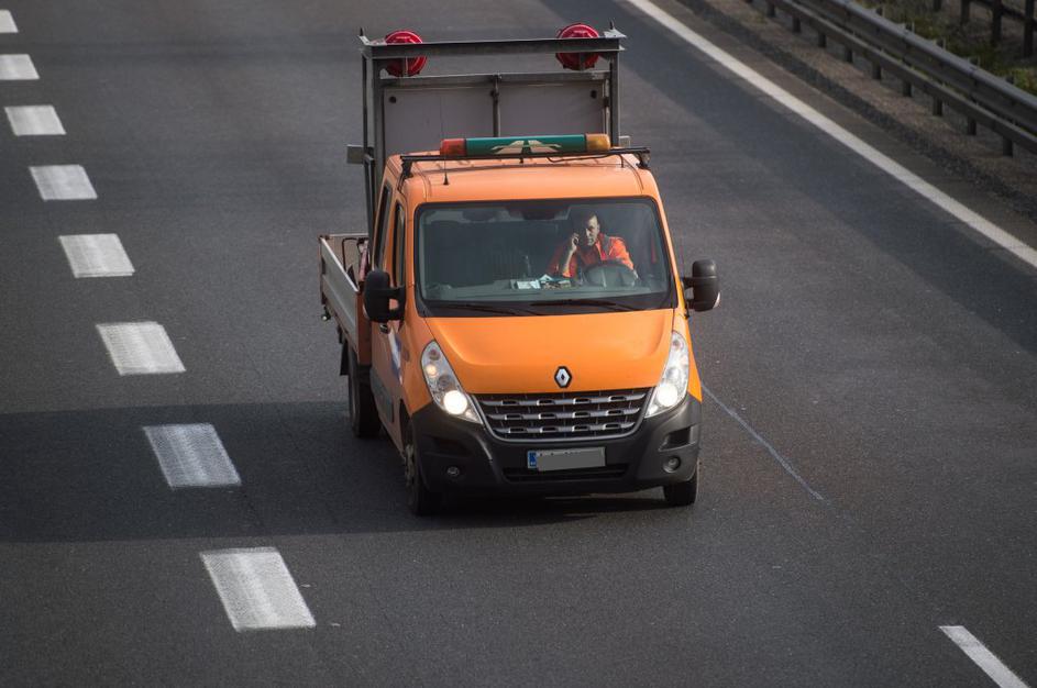 telefoniranje med vožnjo