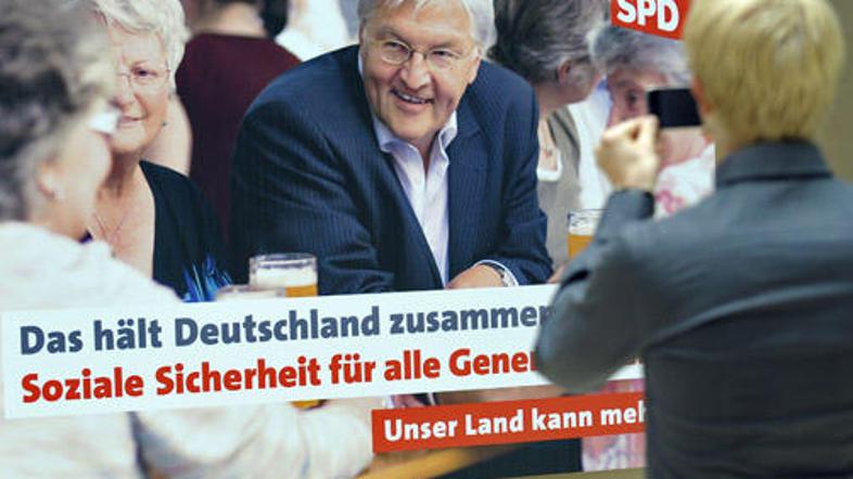 Še večji poraženec nedeljskih volitev kot kršanski demokrati so socialdemokrati.