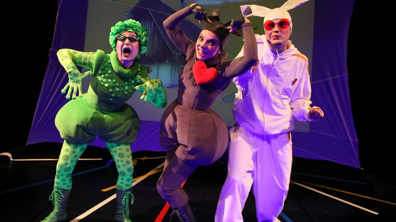 Svetlana Makarovič je napisala vrsto pesniških in proznih del, uveljavila pa se 