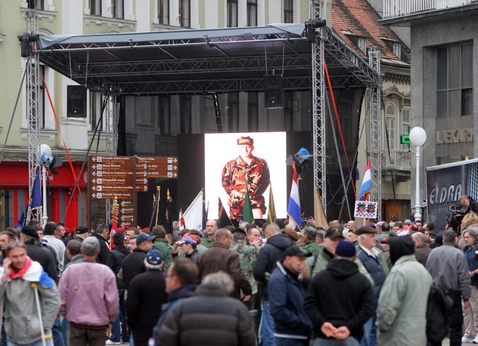 Spremljanje razsodbe Gotovini in Markaču