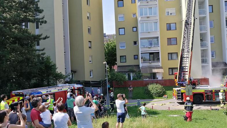 Gasilska vaja na Planini Kranj