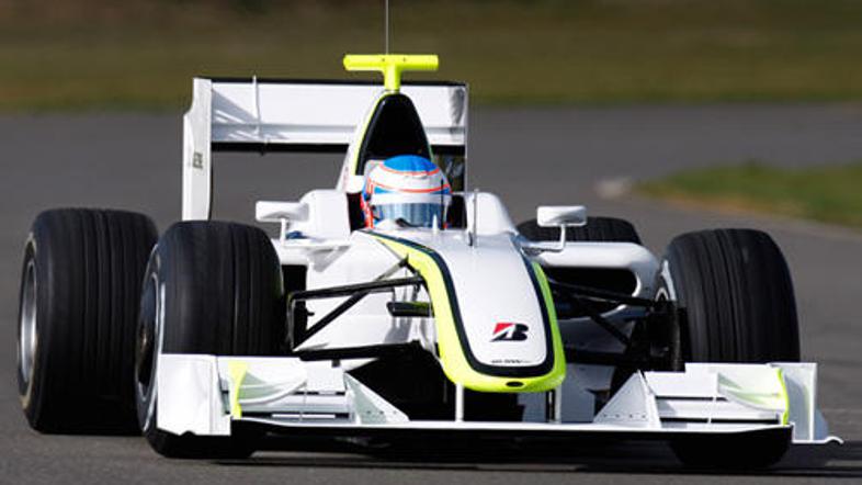 Jenson Button je po dobrih treh mesecih znova sedel v dirkalnik formule 1 – v pr