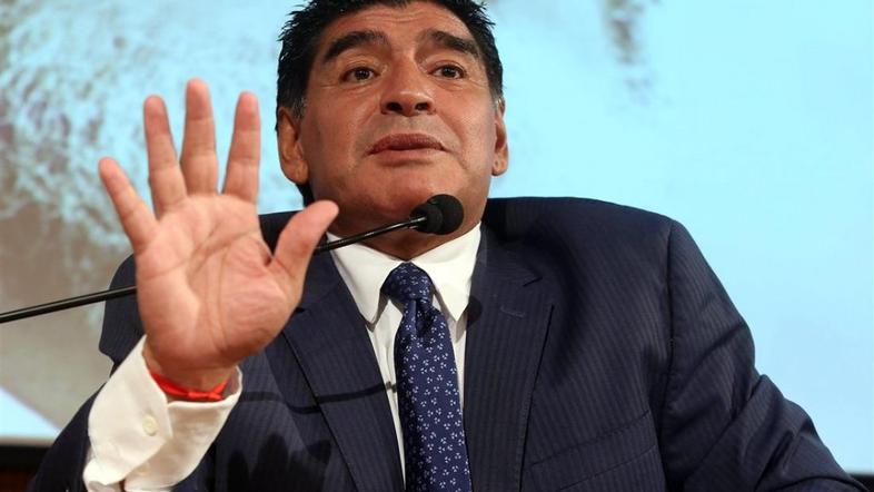 Maradona Gazzetta dello Sport Milano obisk DVD film predstavitev