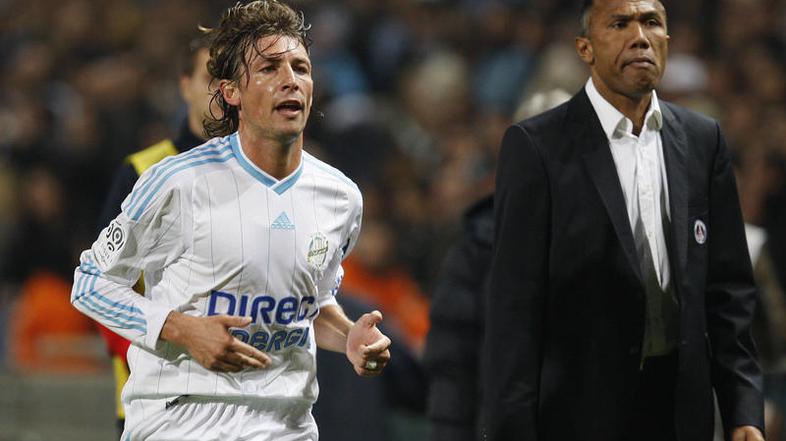 Gabriel Heinze je s strelom z glavo odločil zaostalo tekmo 10. kola francoskega 