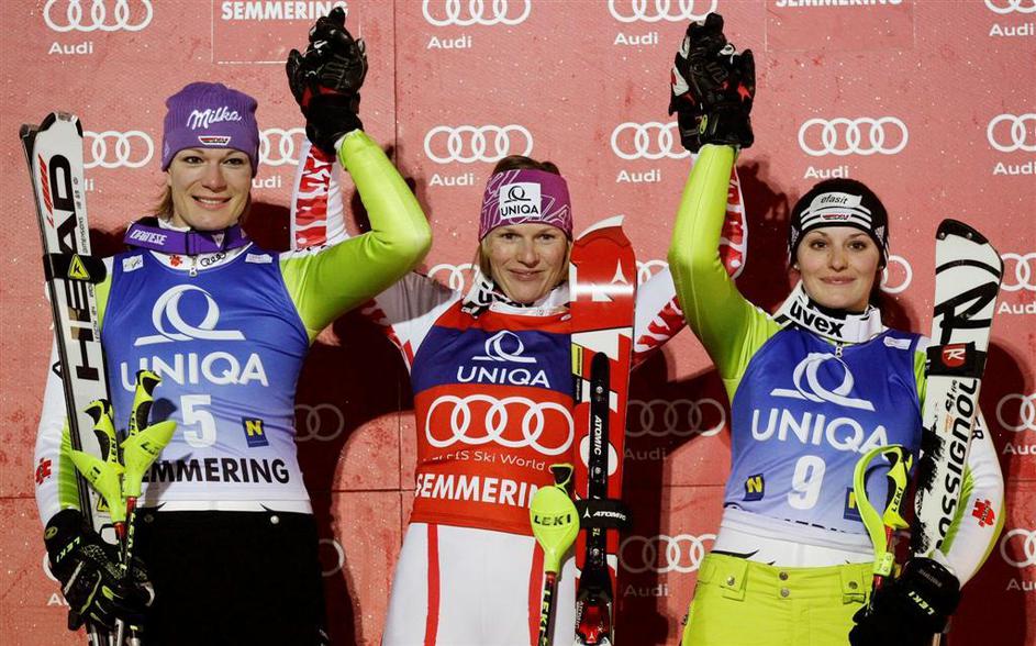 Marlies Schild Maria Riesch Christina Geiger zmaga veselje proslavljanje slavje 