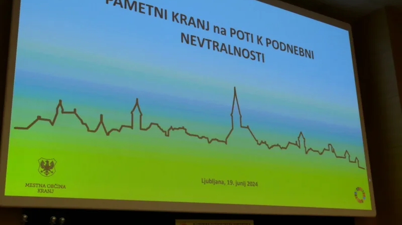 Vizija Kranja predstavljena na 10. Slovenski fotovoltaični konferenci v Ljubljani