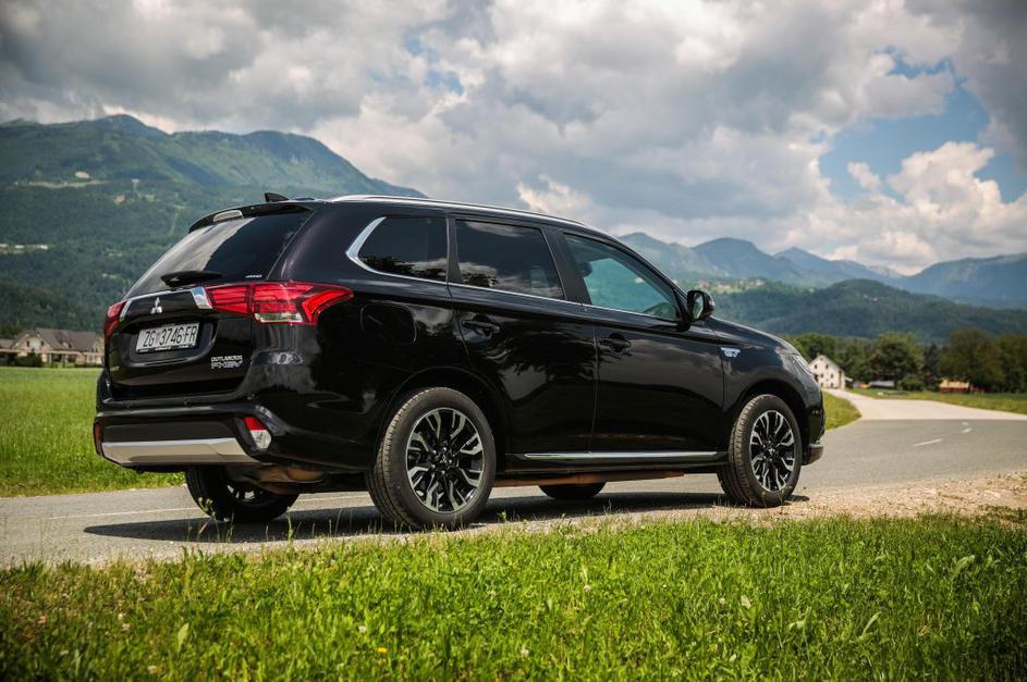 Mitsubishi Outlander PHEV