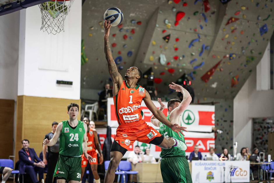 pokal spar KK Olimpija - KK Krka | Avtor: Saša Despot