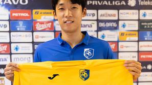 Chan-Woo Kim NK Bravo