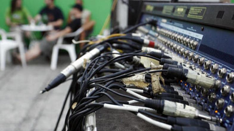 Glasba ni edina zvrst umetnosti, ki ima neurejeno področje avtorskih pravic.