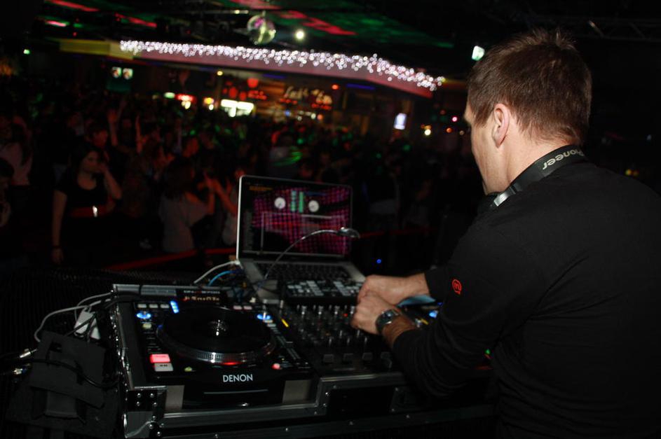 Sobotna zabava @ Planet Tuš Koper