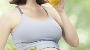 S pravilno prehrano in gibanjem kilogrami ne bodo nekontrolirano naraščali. (Fot