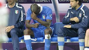 mario balotelli hrvaška banana