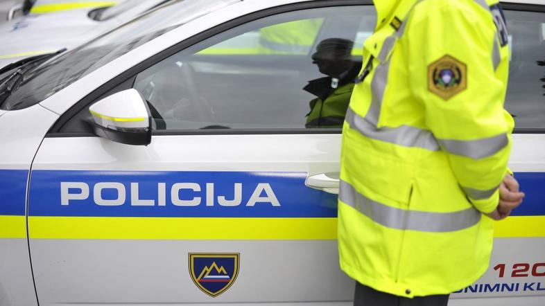 policija