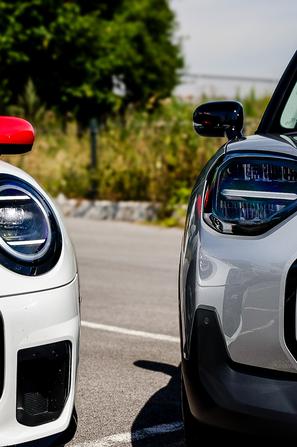 primerjava mini cooper S in mini aceman