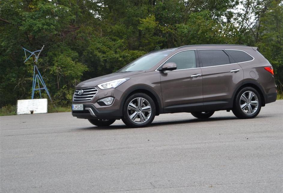 Hyundai grand santa fe