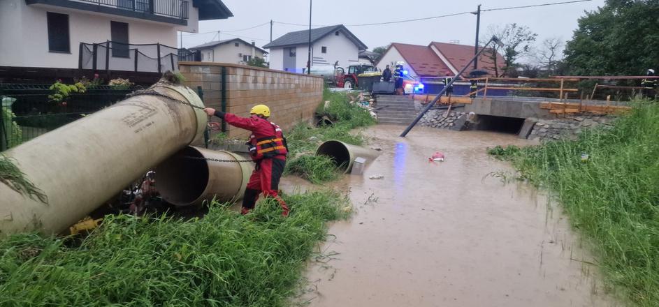 Sneberje, poplave