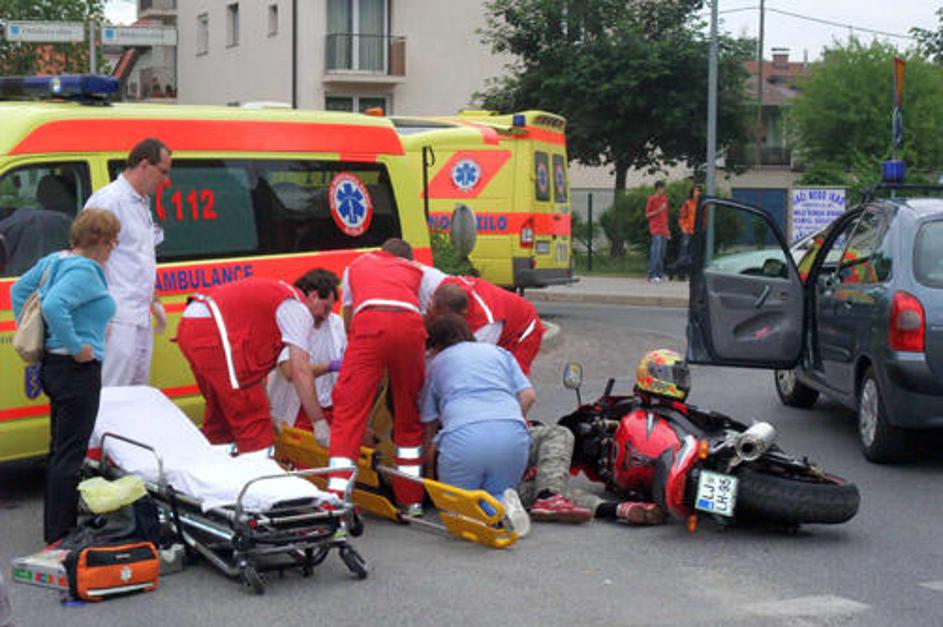 Za nesrečo naj bi bila tokrat kriva neprimerna varnostna razdalja.