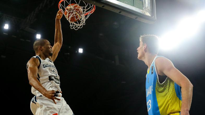 anthony randolph slovenija ukrajina