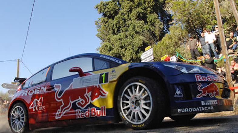 Sebastien Loeb na Korziki ni napravil nobene napake in zlahka zmagal.