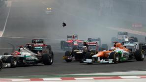 formula 1 indija start nesreča