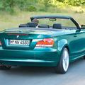 BMW 1 kabriolet močno trka tako na športna kot lepotna čustva.