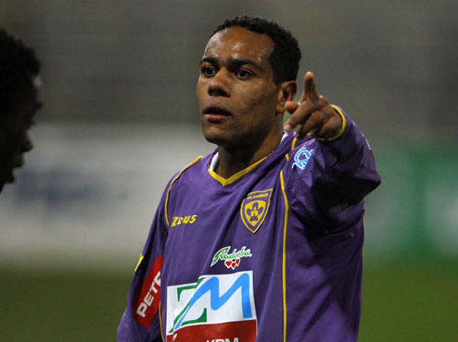 tavares_kaze_main_katic