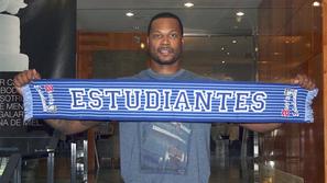 Antoine Wright je podpisal za Estudiantes