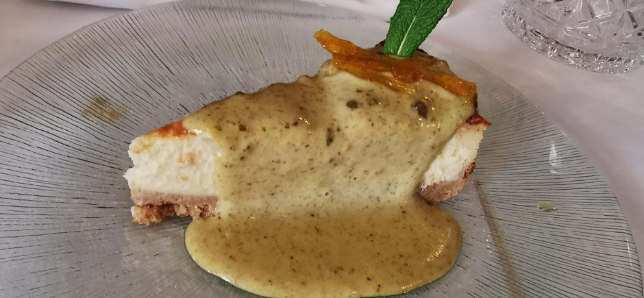 Sirova torta, cheesecake, restavracija Casa Bartolo, Lorca, Murcija, Španija | Avtor: Žurnal24 