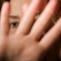 Znanstvenikom je z novim odkritjem uspelo zmanjšati sindrome sramežljivosti pri 