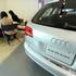 Japonci so si v luksuznem hotelu v Tokiu ogledovali prestižna vozila znamke Audi
