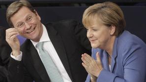 Prav veliko razlogov za veselje Westerwelle in Merklova te dni nimata. Iz objavl