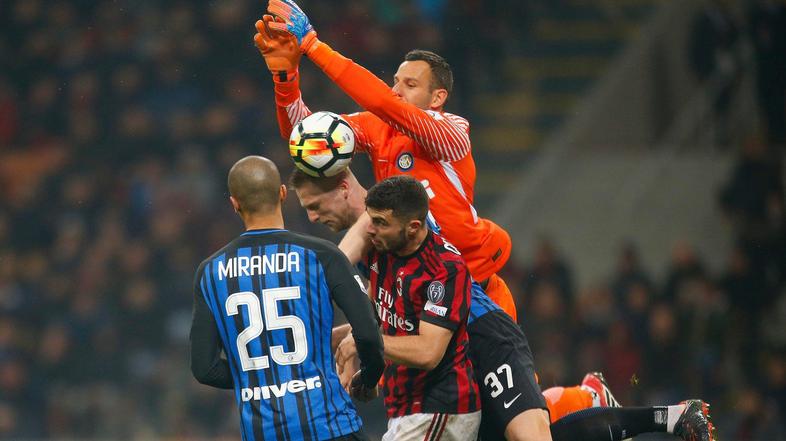 Samir Handanović AC Milan Inter