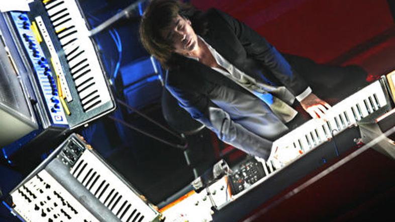 Jean Michel Jarre se bo v sklopu zadnje turneje prvič predstavil v Sloveniji. Ob