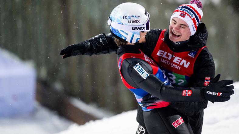 Johann Andre Forfang in Marius Lindvik